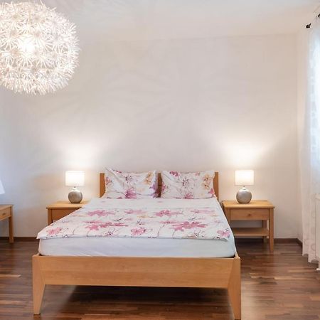 Apartment Salzburg City&Lake Elixhausen Eksteriør bilde