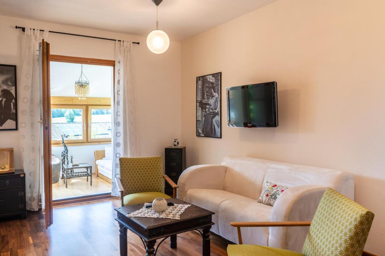 Apartment Salzburg City&Lake Elixhausen Eksteriør bilde